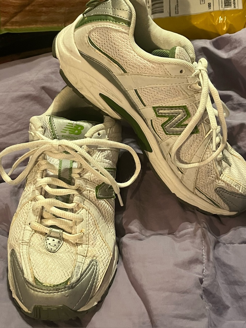 New Balance Women's White and Green Athletic Running Sneakers